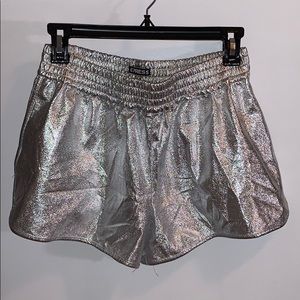 EXPRESS SHORTS